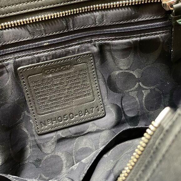 COACH HAMPTON soft Leather Black Medium Satchel with silver tone accents . - Picture 8 of 15